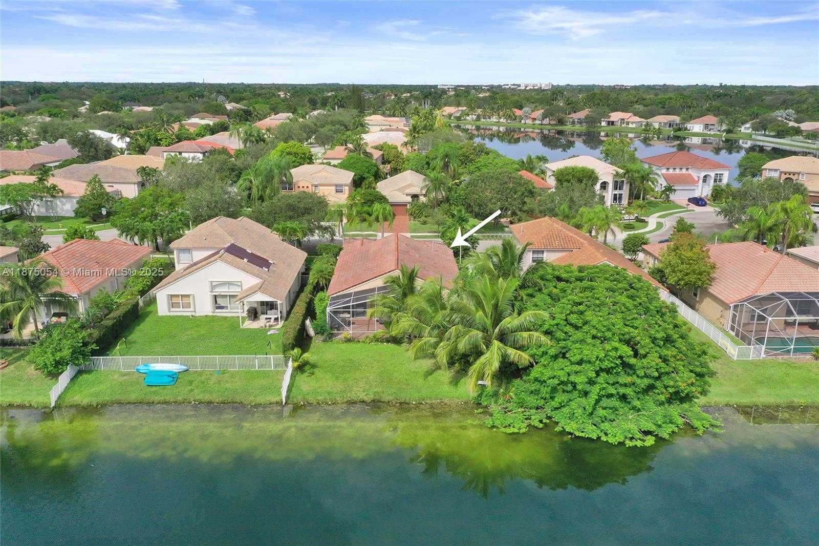 Small Image of 1947 NORTH WEST 130TH AVE, Pembroke Pines Number 9