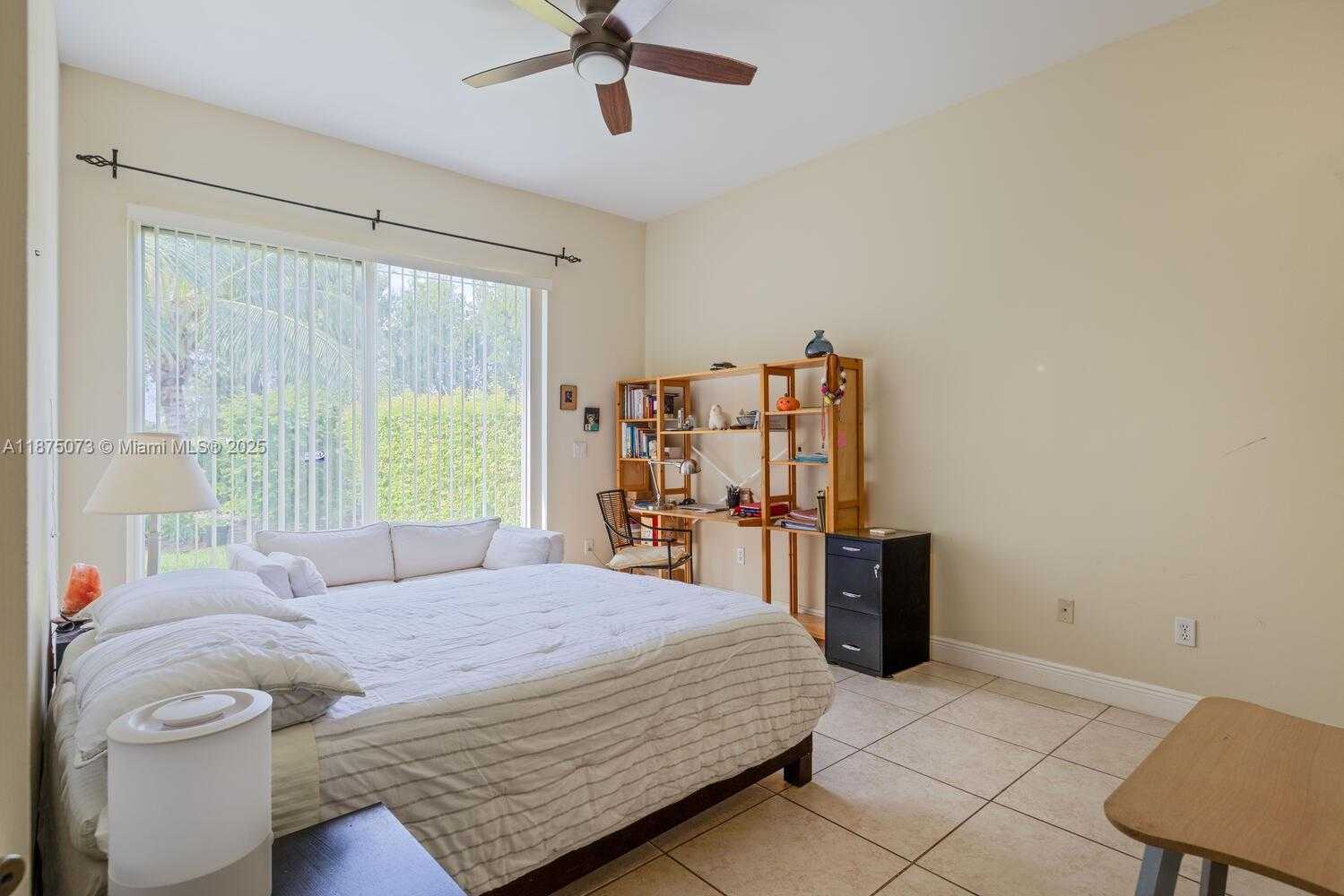 Small Image of 2430 SOUTH EAST 7TH PL, Homestead Number 12