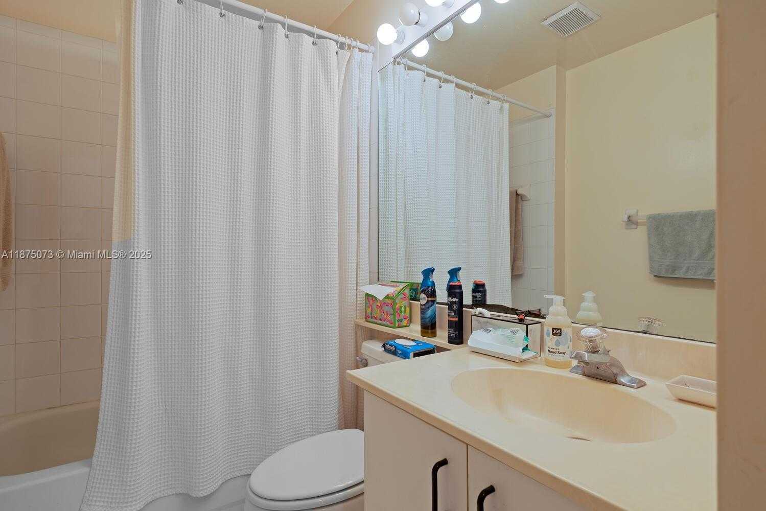Small Image of 2430 SOUTH EAST 7TH PL, Homestead Number 16
