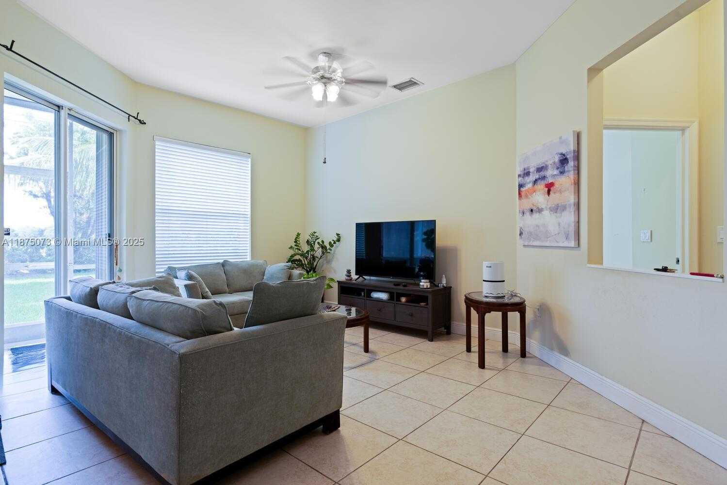 Small Image of 2430 SOUTH EAST 7TH PL, Homestead Number 6