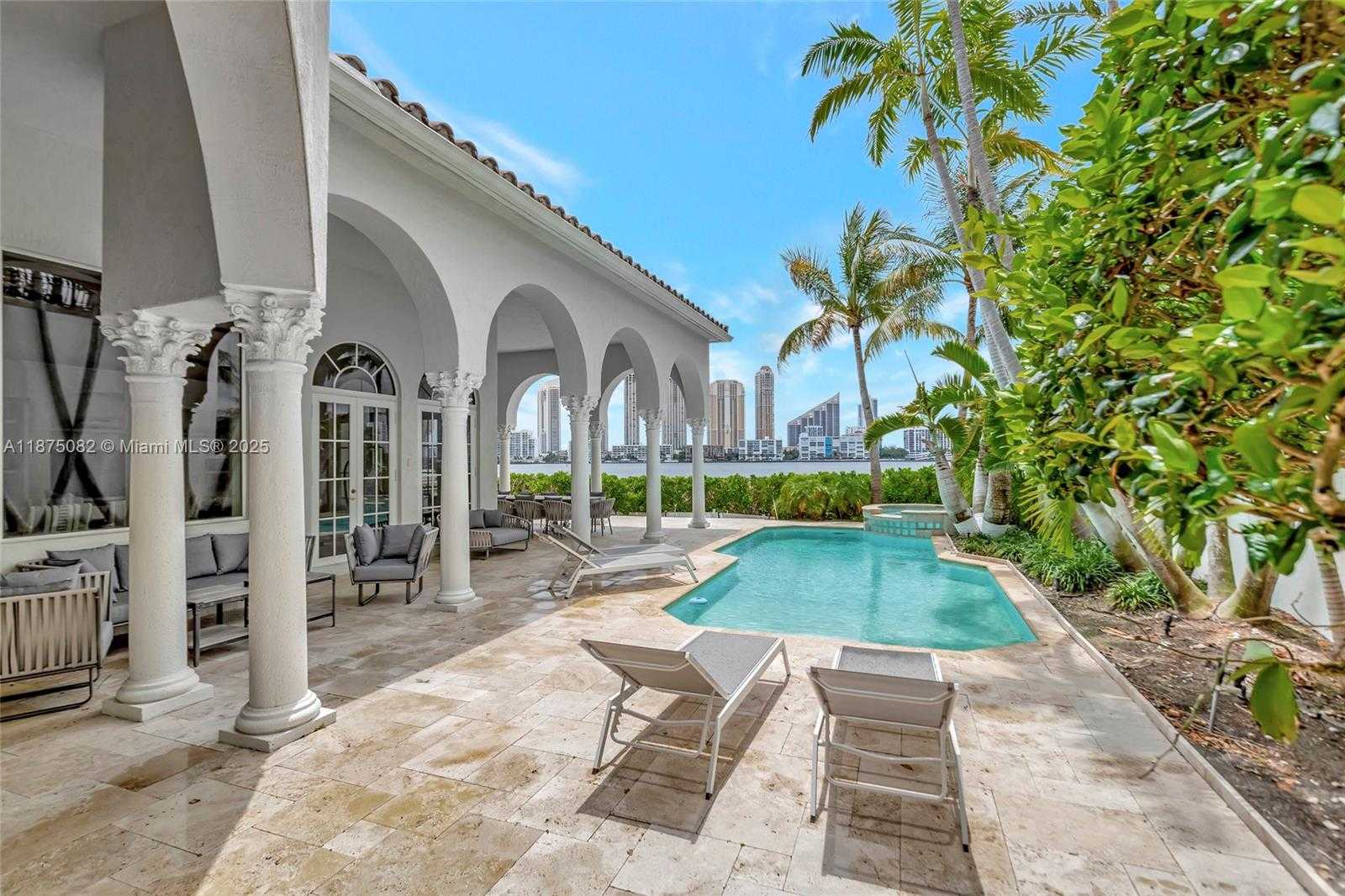 Small Image of 4040 ISLAND ESTATES DR, Aventura Number 2