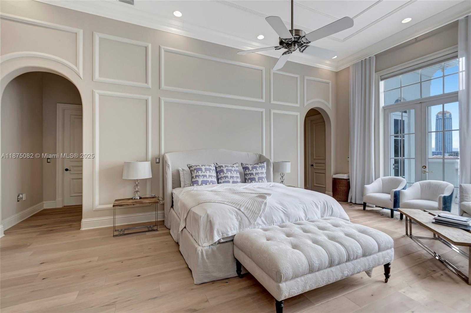 Small Image of 4040 ISLAND ESTATES DR, Aventura Number 27