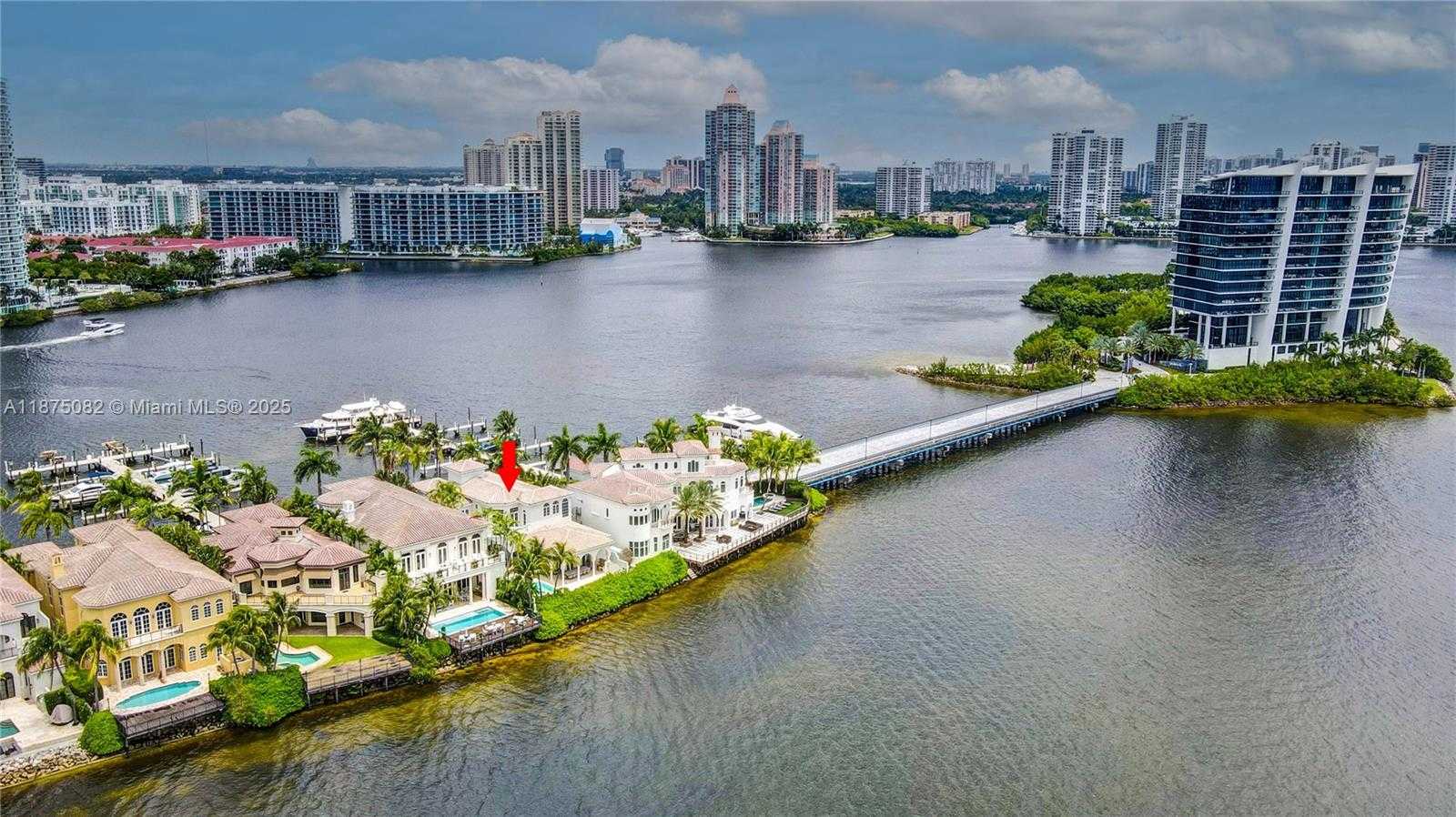 Small Image of 4040 ISLAND ESTATES DR, Aventura Number 4