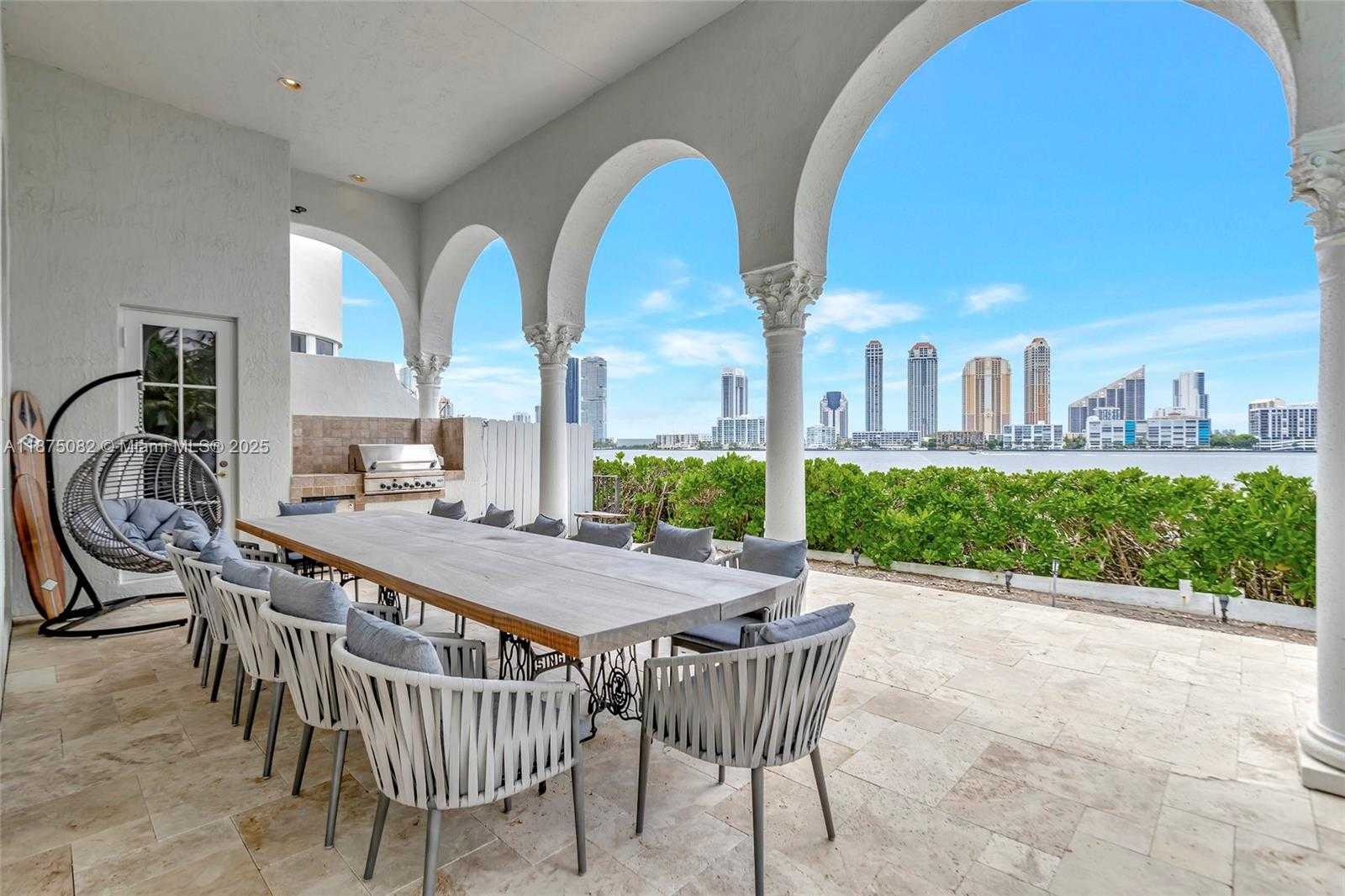 Small Image of 4040 ISLAND ESTATES DR, Aventura Number 48