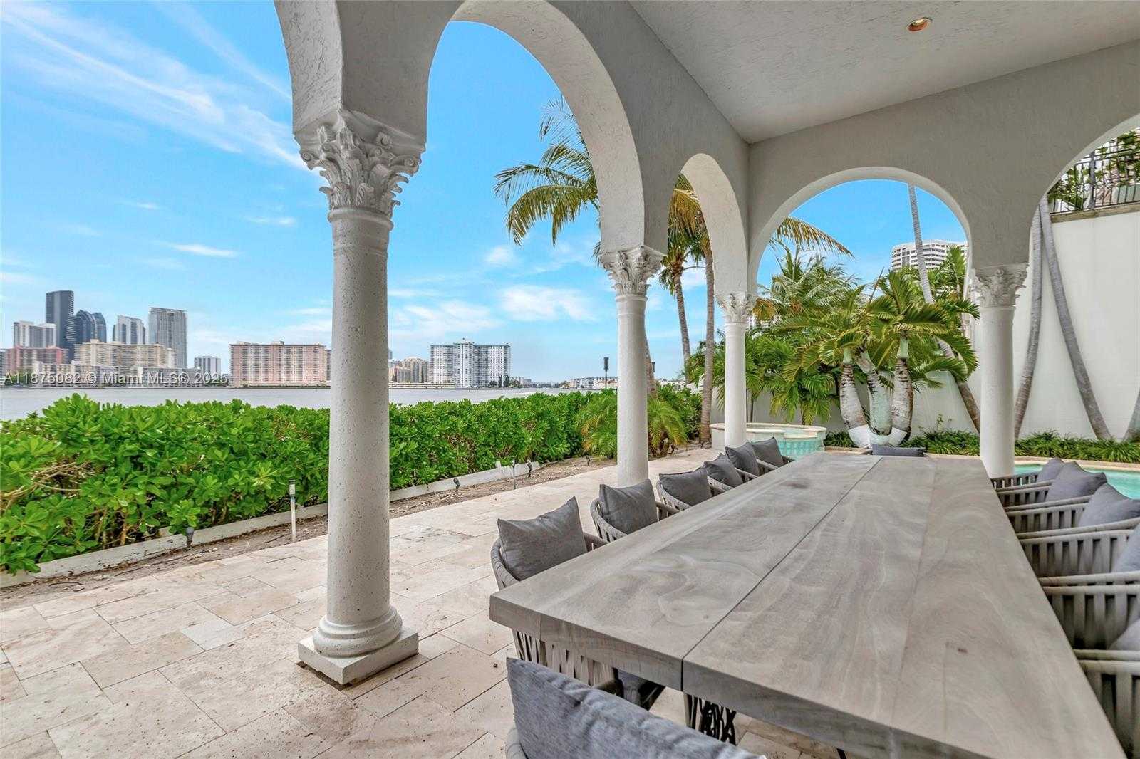 Small Image of 4040 ISLAND ESTATES DR, Aventura Number 49