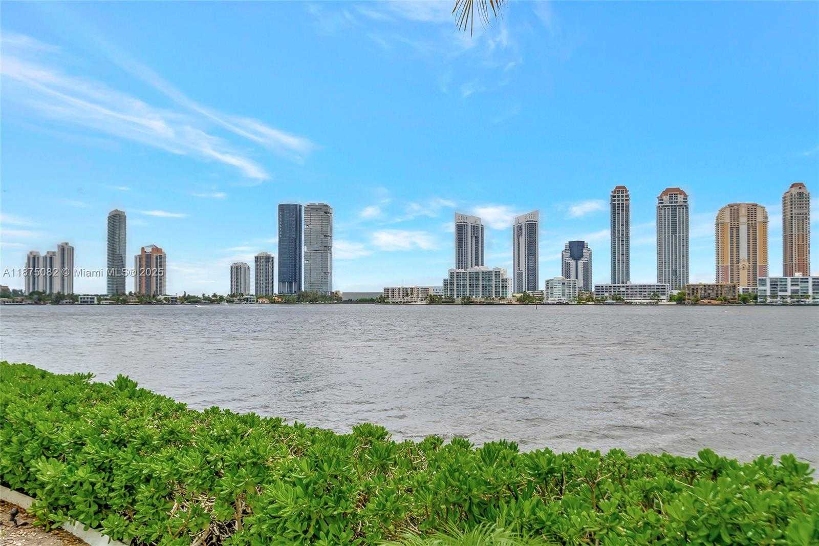 Small Image of 4040 ISLAND ESTATES DR, Aventura Number 56