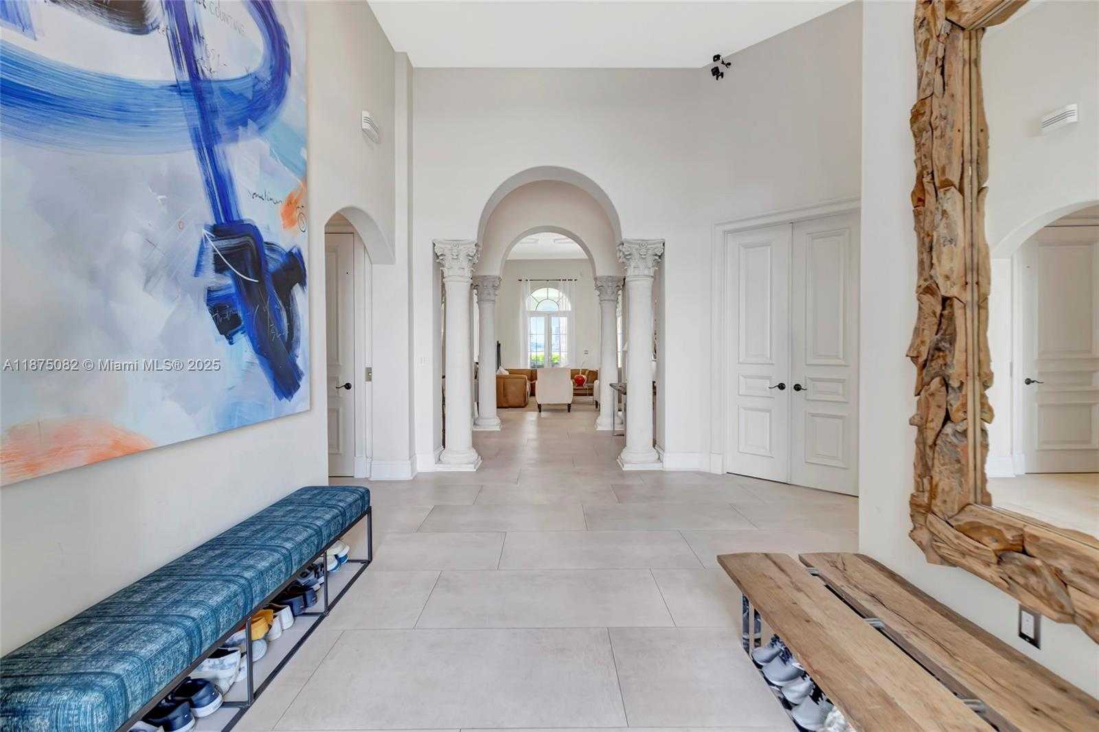 Small Image of 4040 ISLAND ESTATES DR, Aventura Number 6