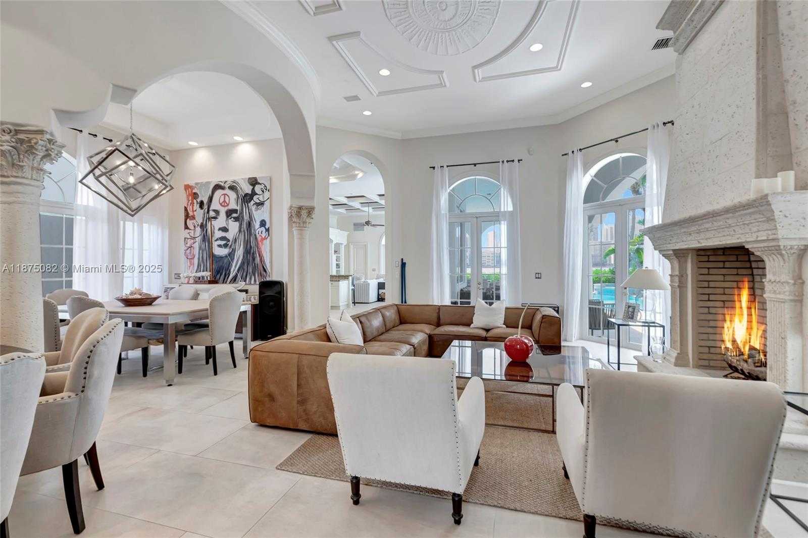 Small Image of 4040 ISLAND ESTATES DR, Aventura Number 9
