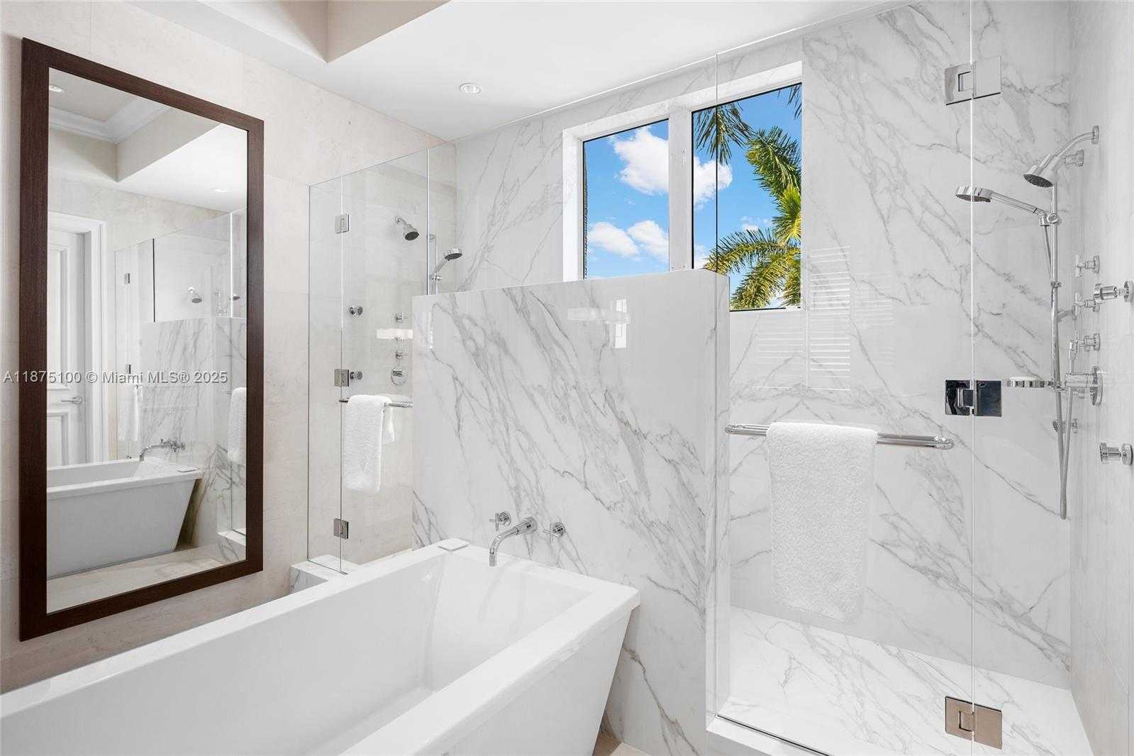 Small Image of 4042 ISLAND ESTATES DR, Aventura Number 20