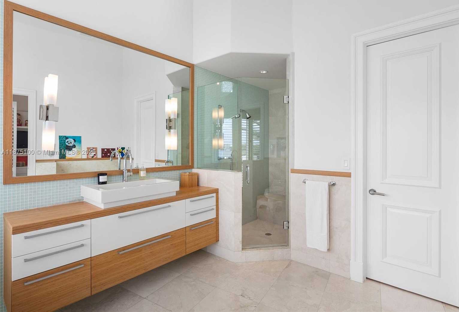 Small Image of 4042 ISLAND ESTATES DR, Aventura Number 27