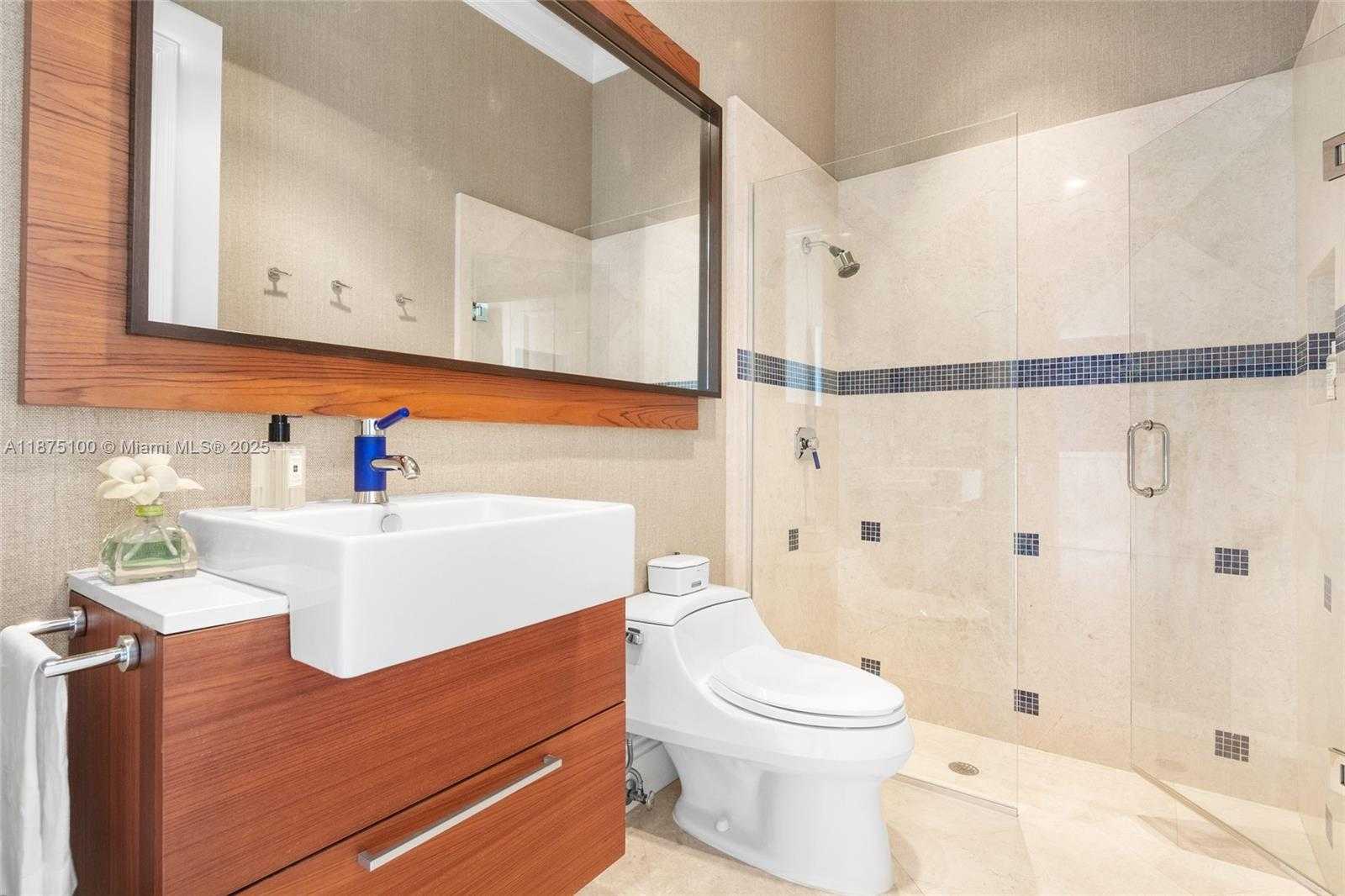 Small Image of 4042 ISLAND ESTATES DR, Aventura Number 33