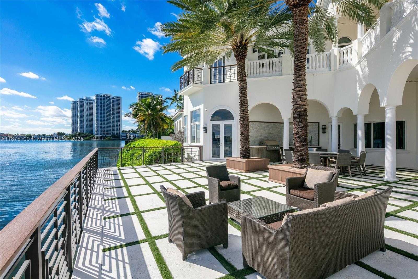 Small Image of 4042 ISLAND ESTATES DR, Aventura Number 40