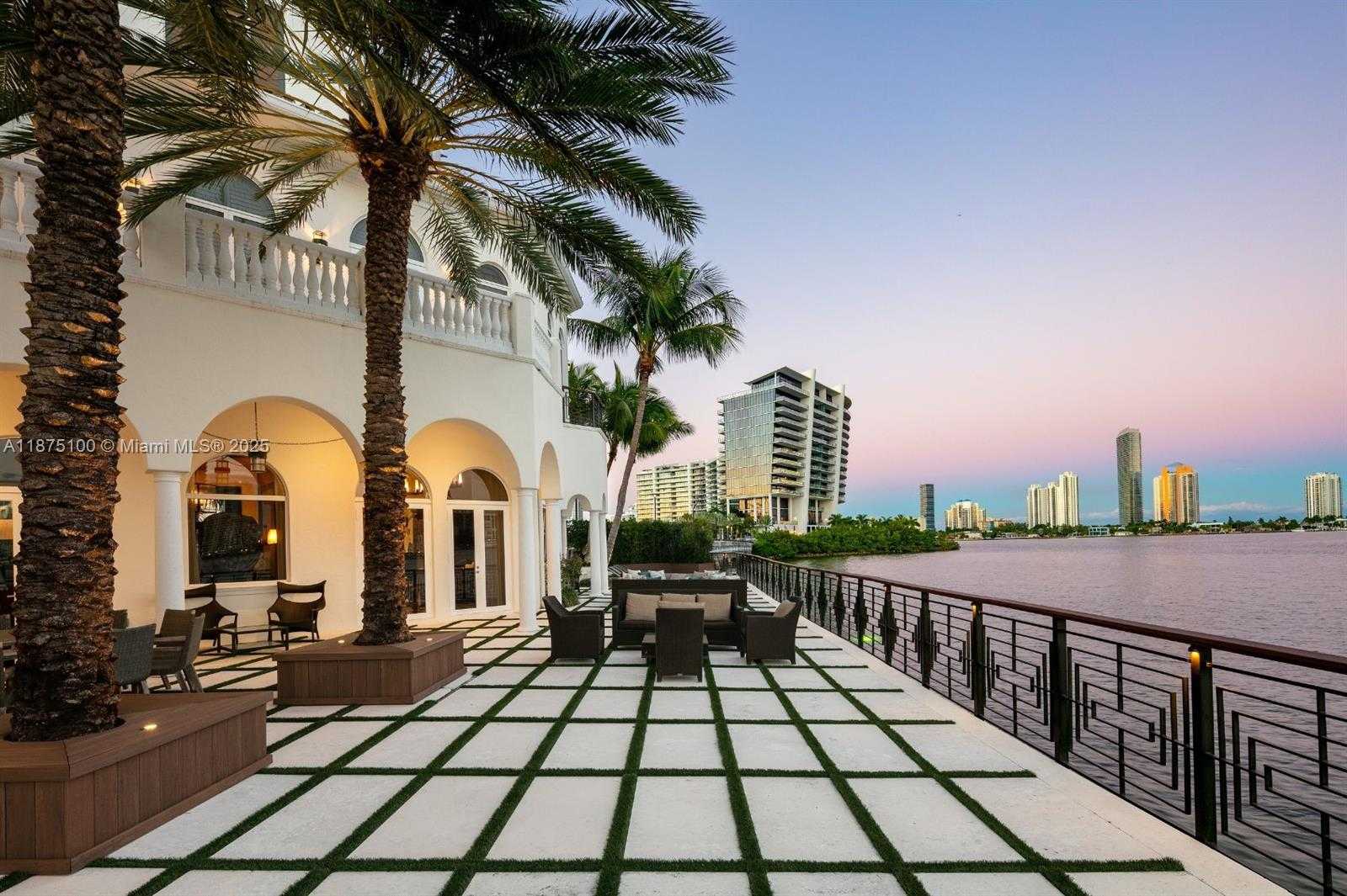 Small Image of 4042 ISLAND ESTATES DR, Aventura Number 43