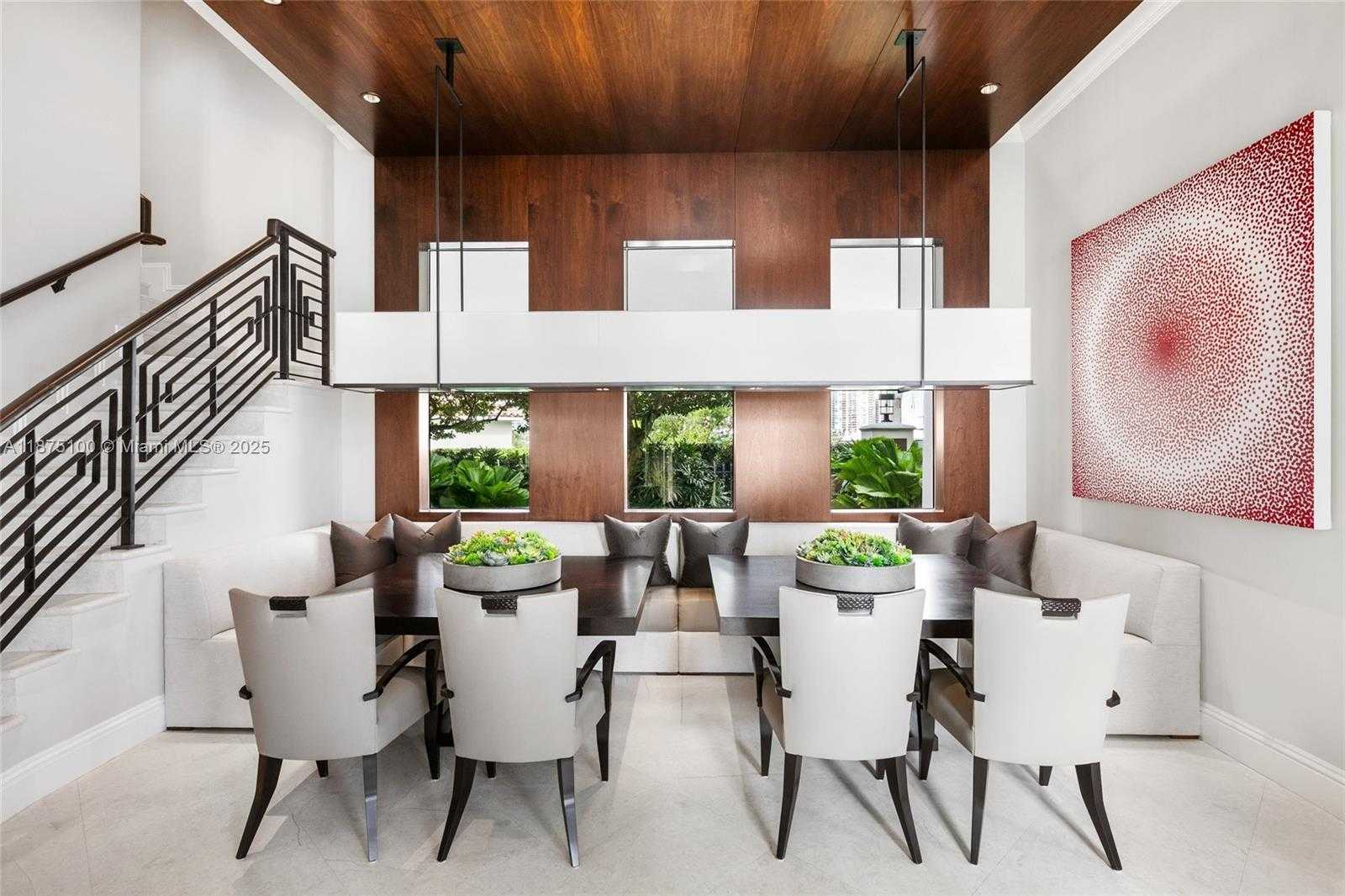 Small Image of 4042 ISLAND ESTATES DR, Aventura Number 9