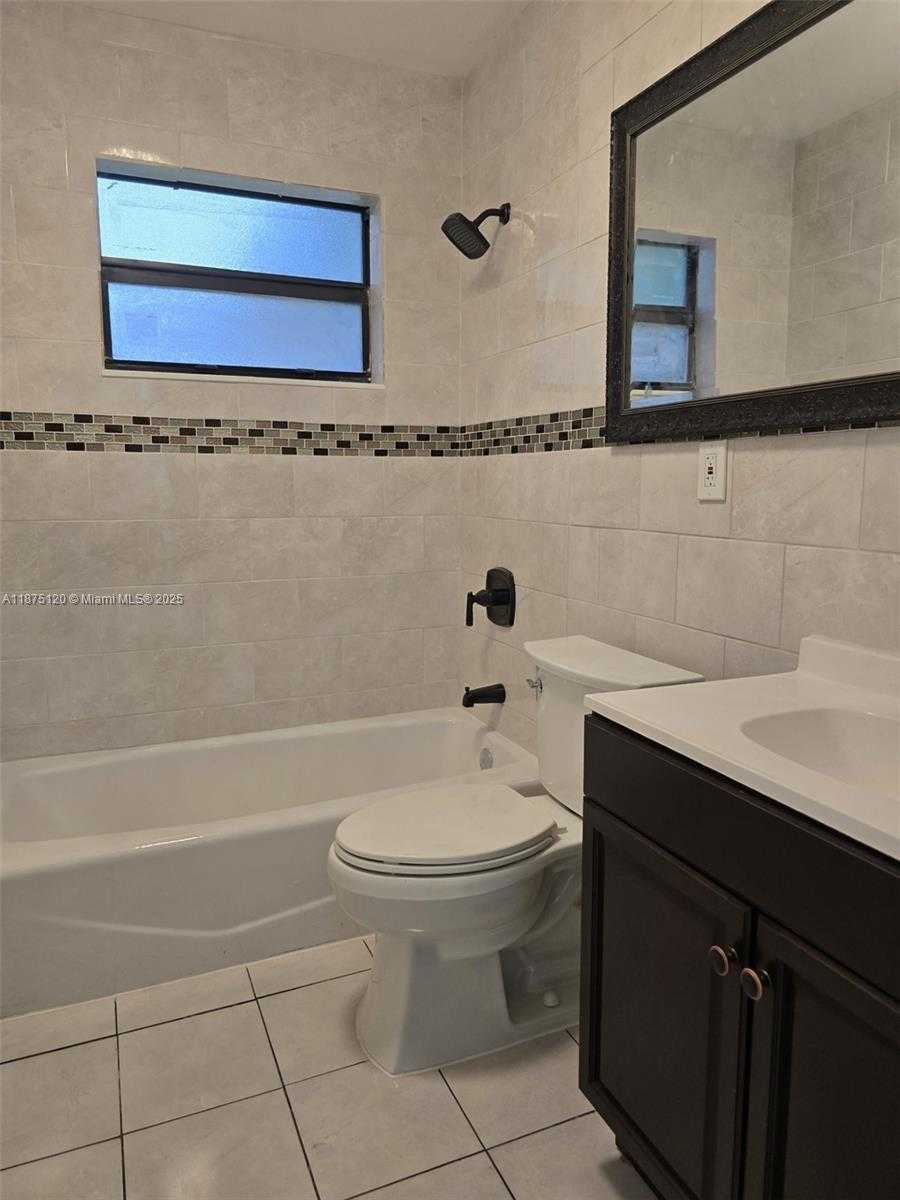 Small Image of 780 WEST 74TH PL, Hialeah Number 11