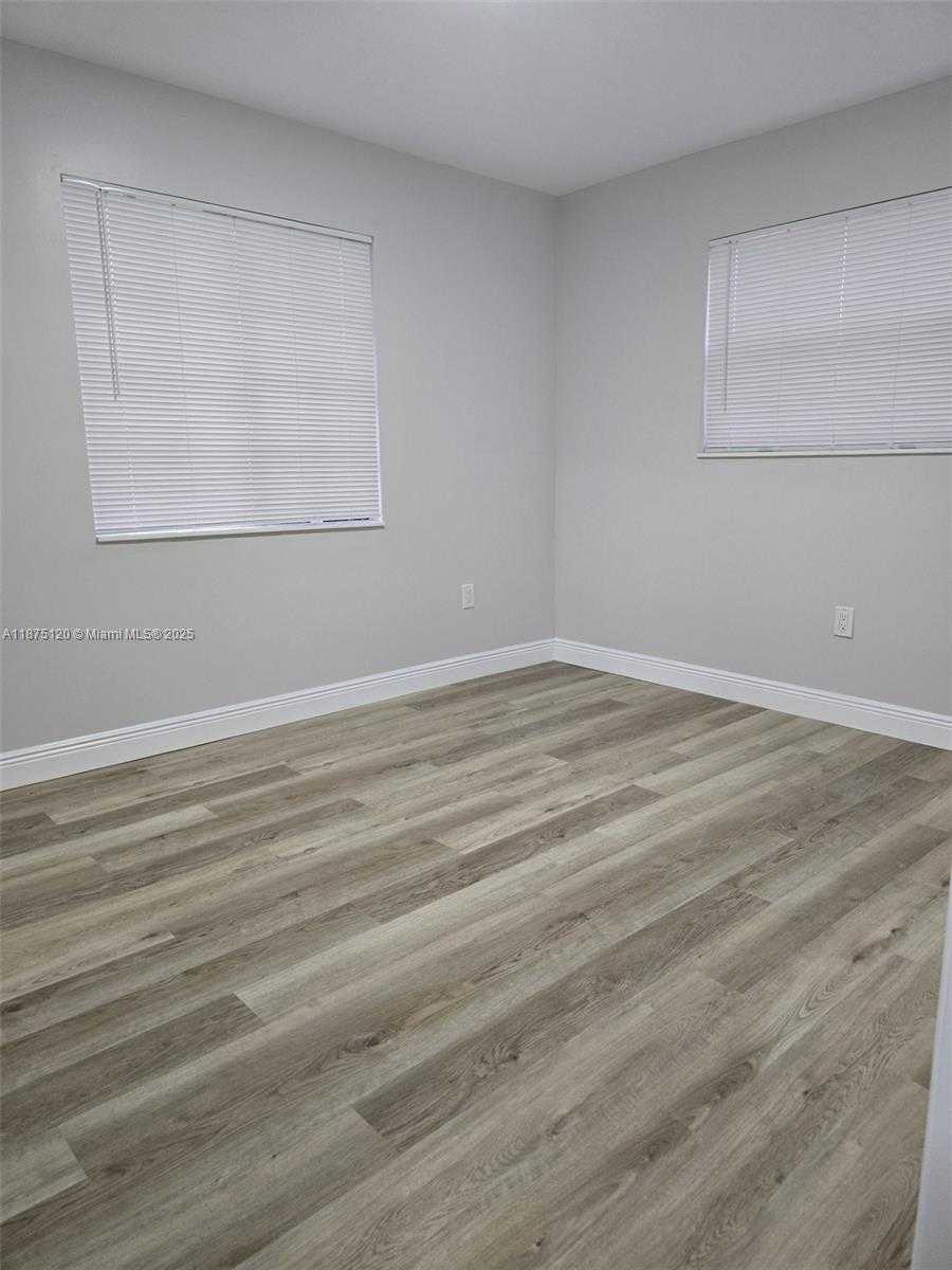 Small Image of 780 WEST 74TH PL, Hialeah Number 13