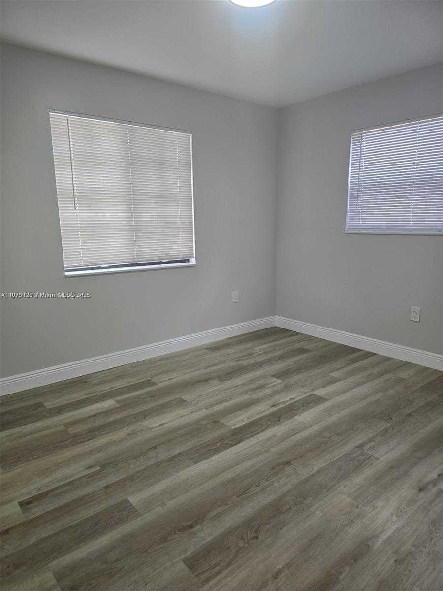 Small Image of 780 WEST 74TH PL, Hialeah Number 21