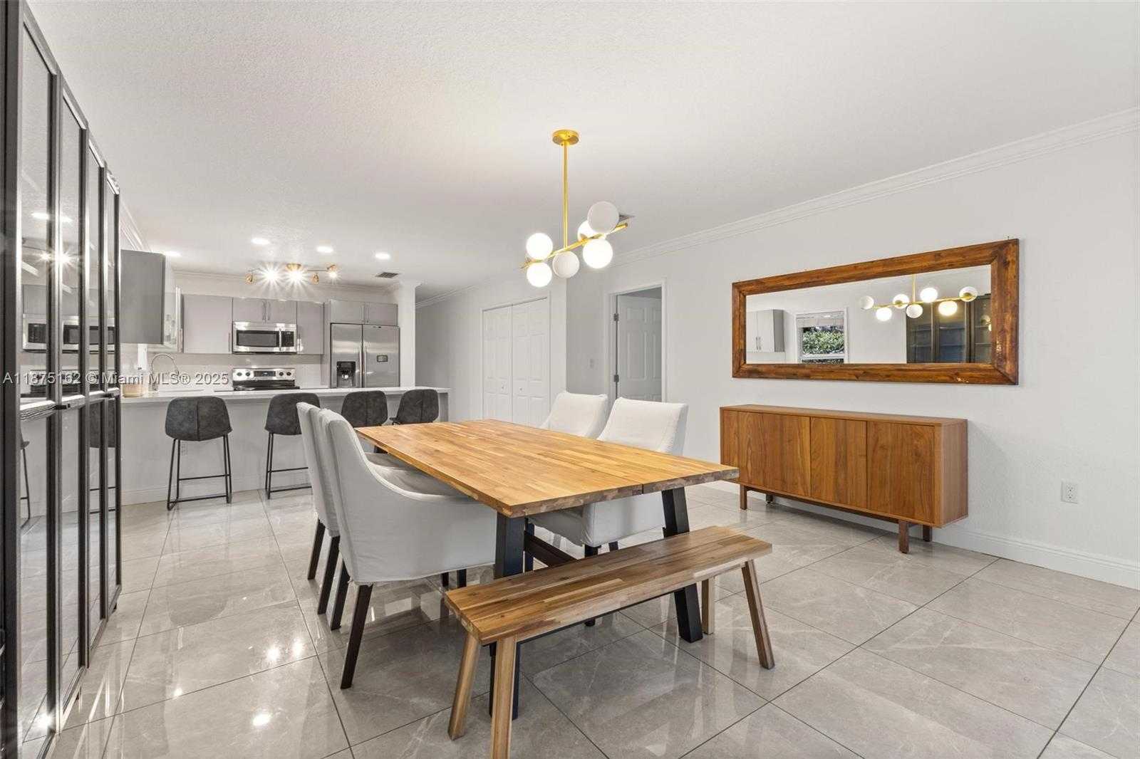 Small Image of 1081 NORTH EAST 132ND ST, North Miami Number 17