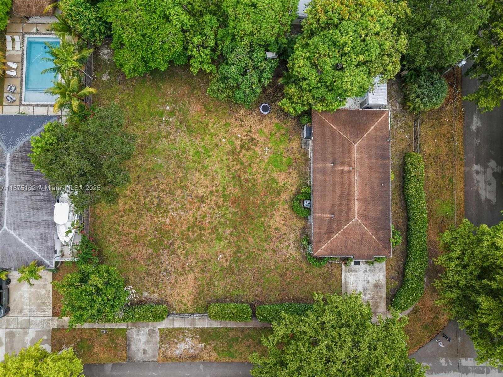 Small Image of 1081 NORTH EAST 132ND ST, North Miami Number 31