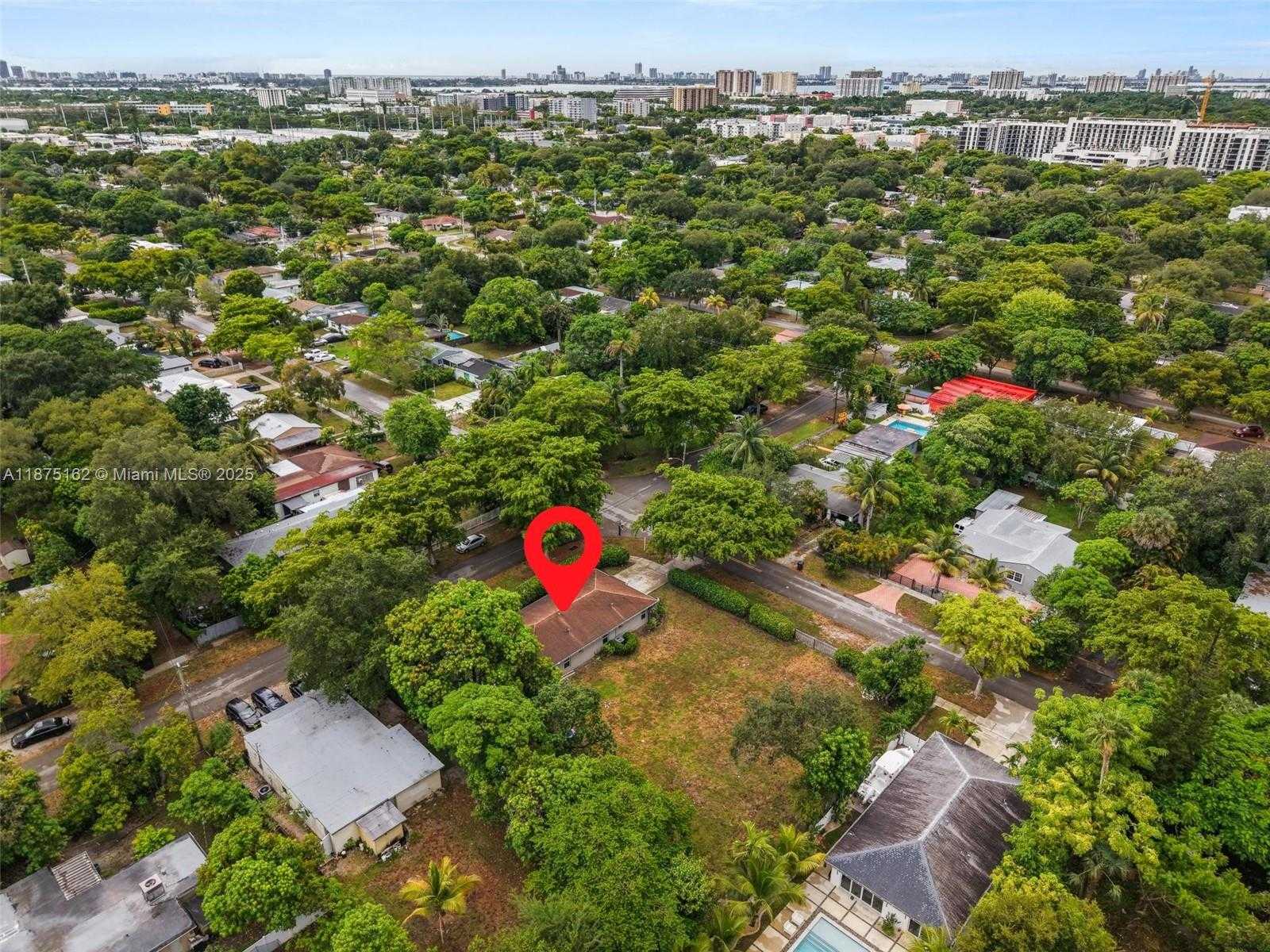 Small Image of 1081 NORTH EAST 132ND ST, North Miami Number 33