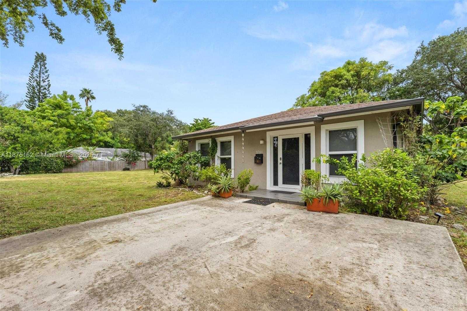 Small Image of 1081 NORTH EAST 132ND ST, North Miami Number 36