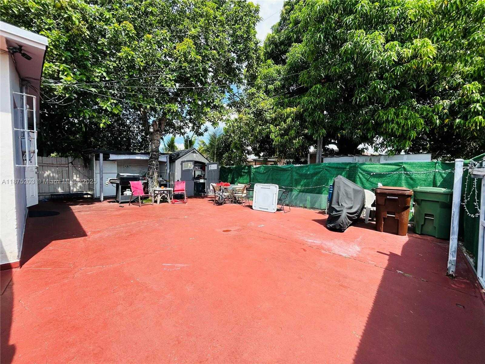 Small Image of 499 EAST 41ST ST, Hialeah Number 11