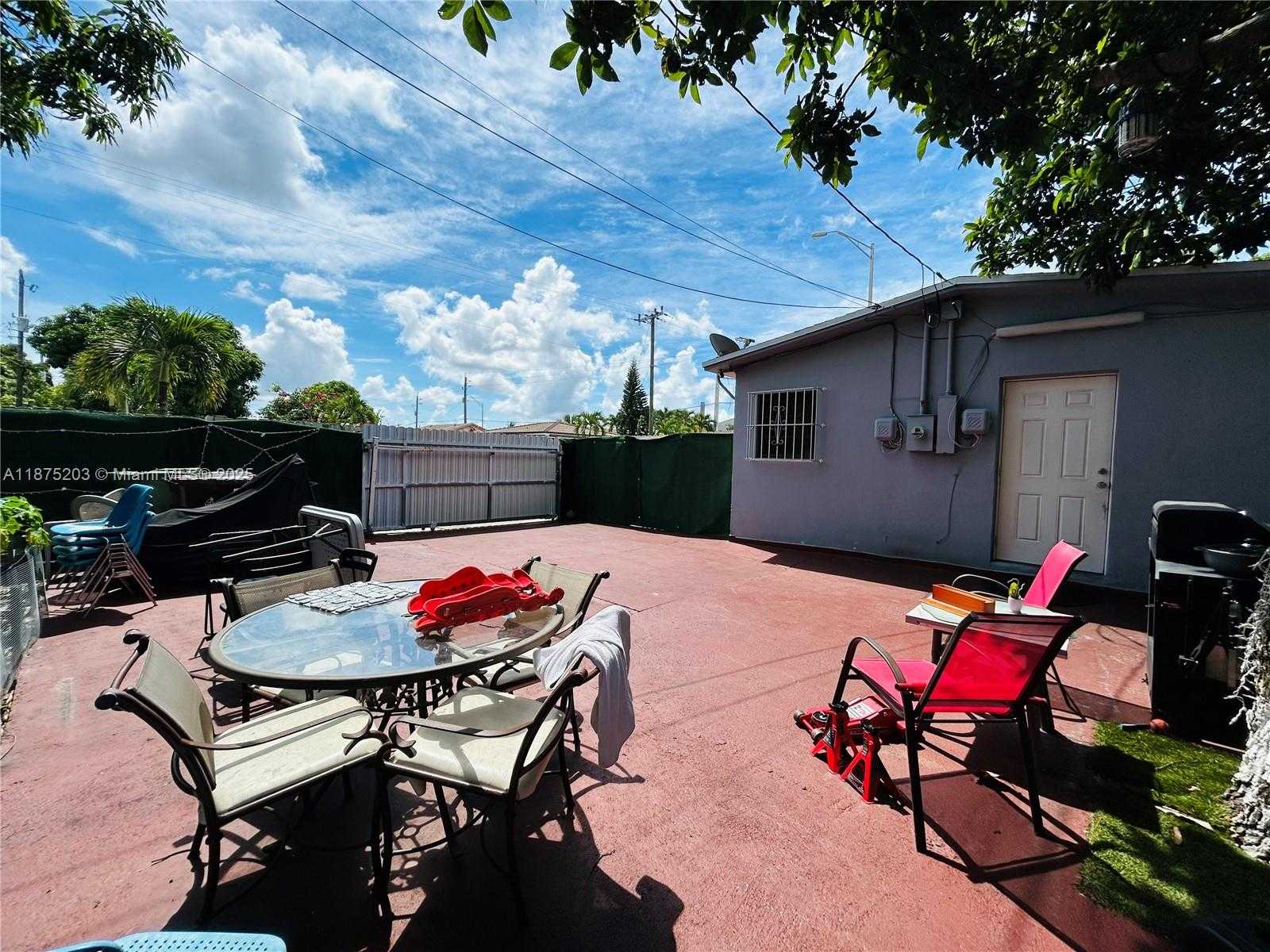 Small Image of 499 EAST 41ST ST, Hialeah Number 12