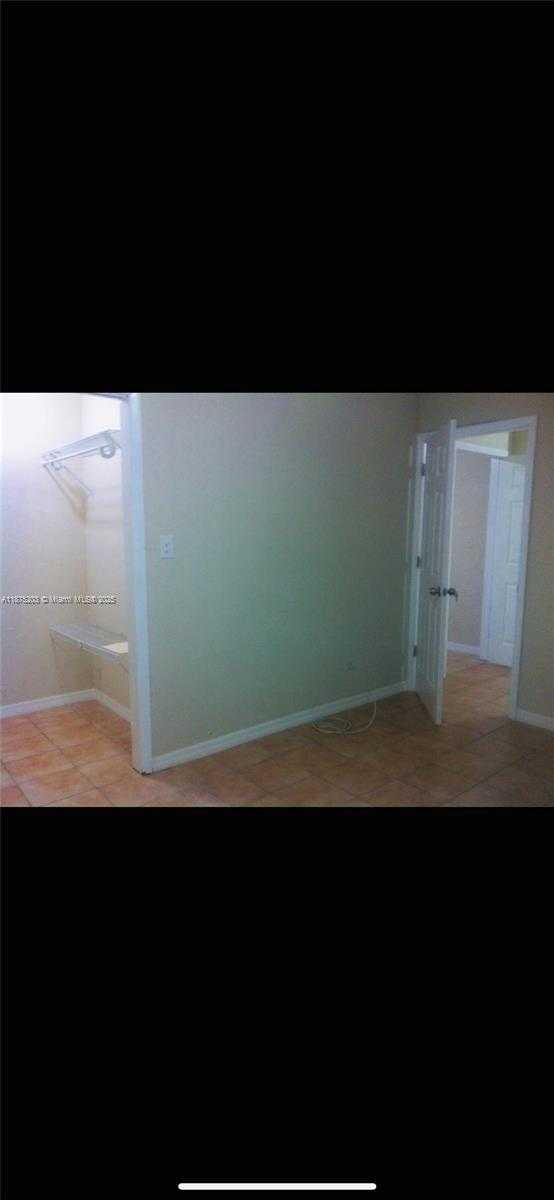 Small Image of 499 EAST 41ST ST, Hialeah Number 19