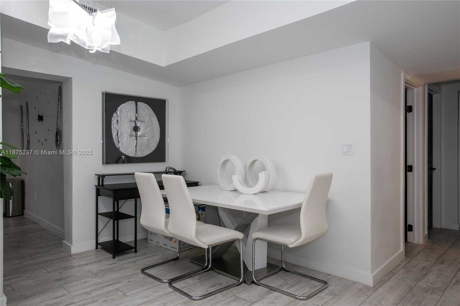 Small Image of North Miami Number 5
