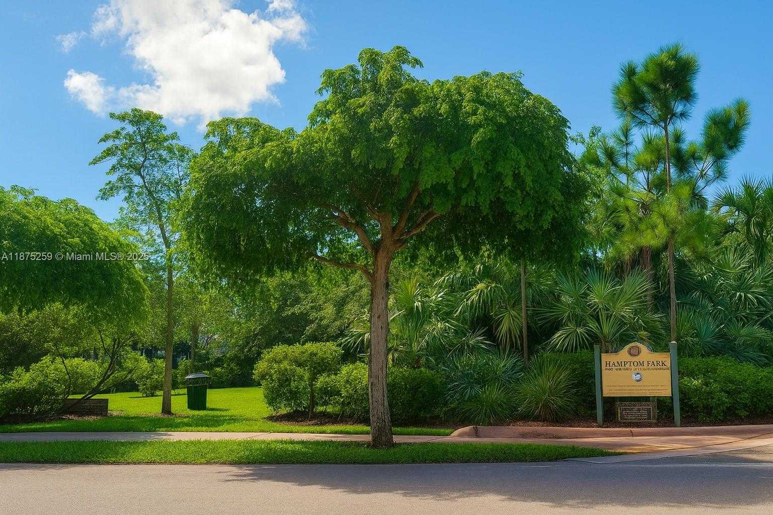 Small Image of 401 WARREN LN, Key Biscayne Number 42