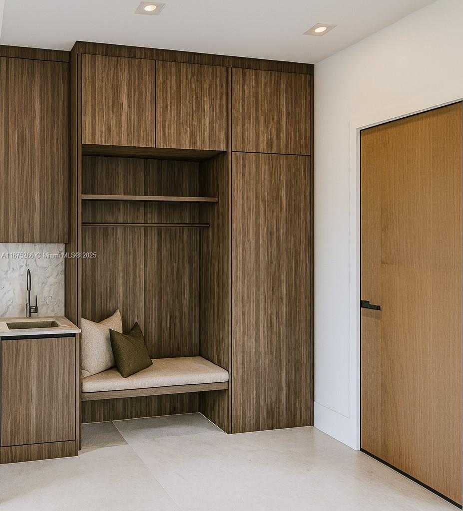 Small Image of 927 SOUTH WEST 7TH ST, Fort Lauderdale Number 11