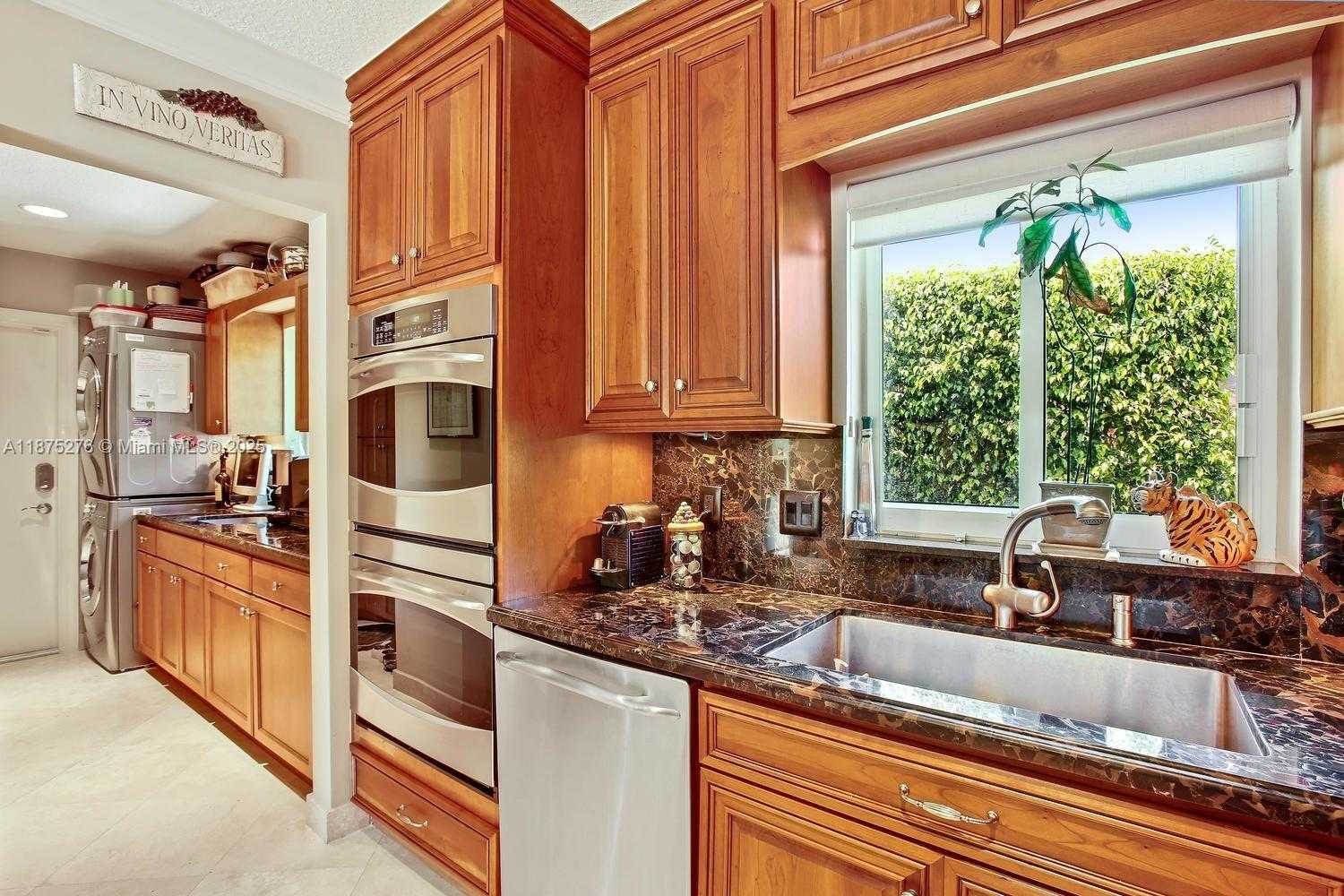 Small Image of 7050 NORTH EAST 7TH AVE, Boca Raton Number 7