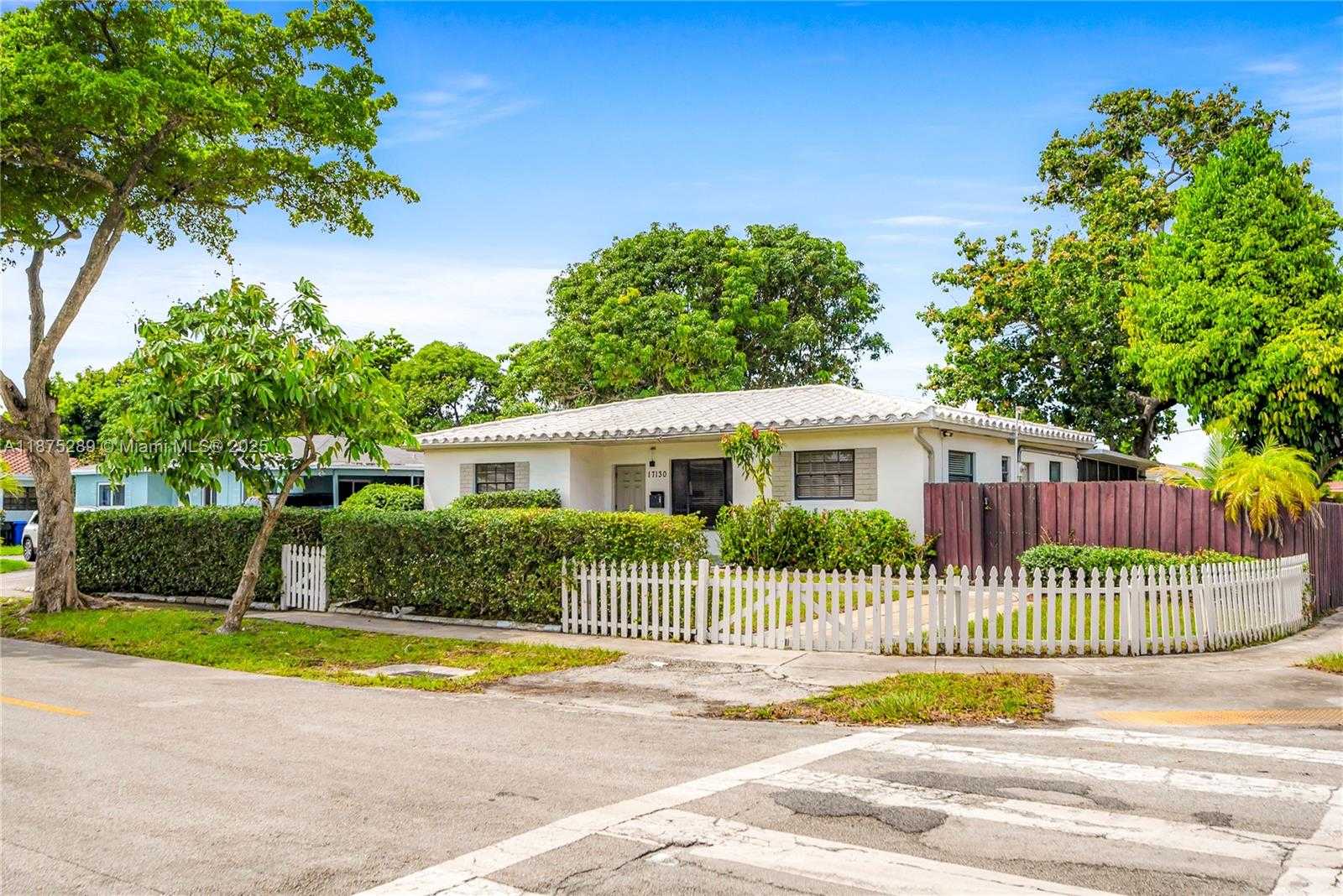 Small Image of 17130 NORTH EAST 7TH AVE, North Miami Beach Number 1