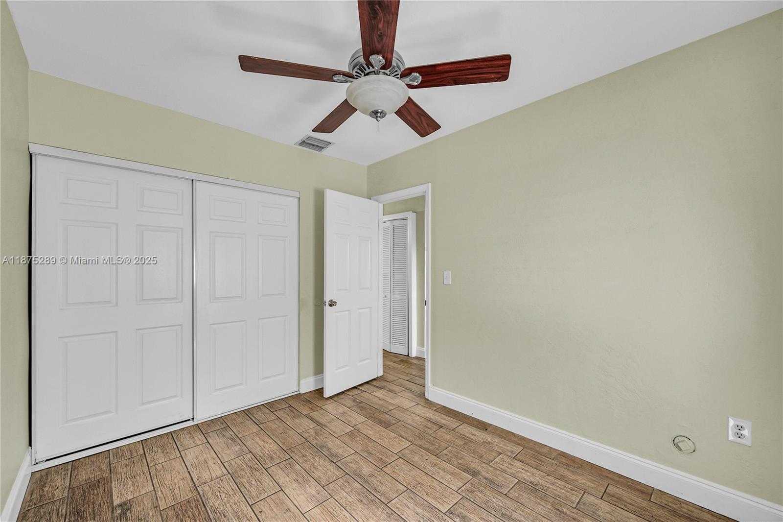 Small Image of 17130 NORTH EAST 7TH AVE, North Miami Beach Number 19