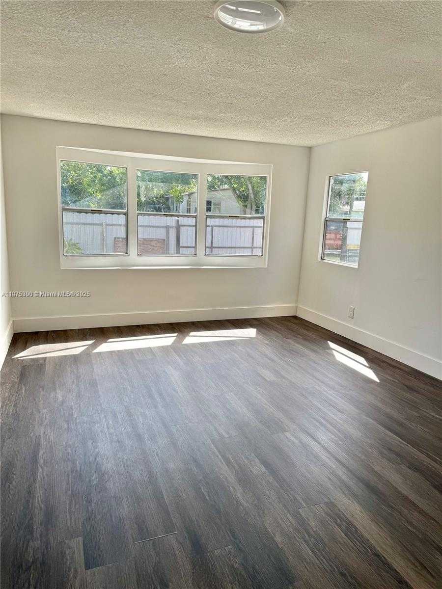 Small Image of 3603 SOUTH EAST 35TH AVE, Other City - In The State Of Florida Number 7