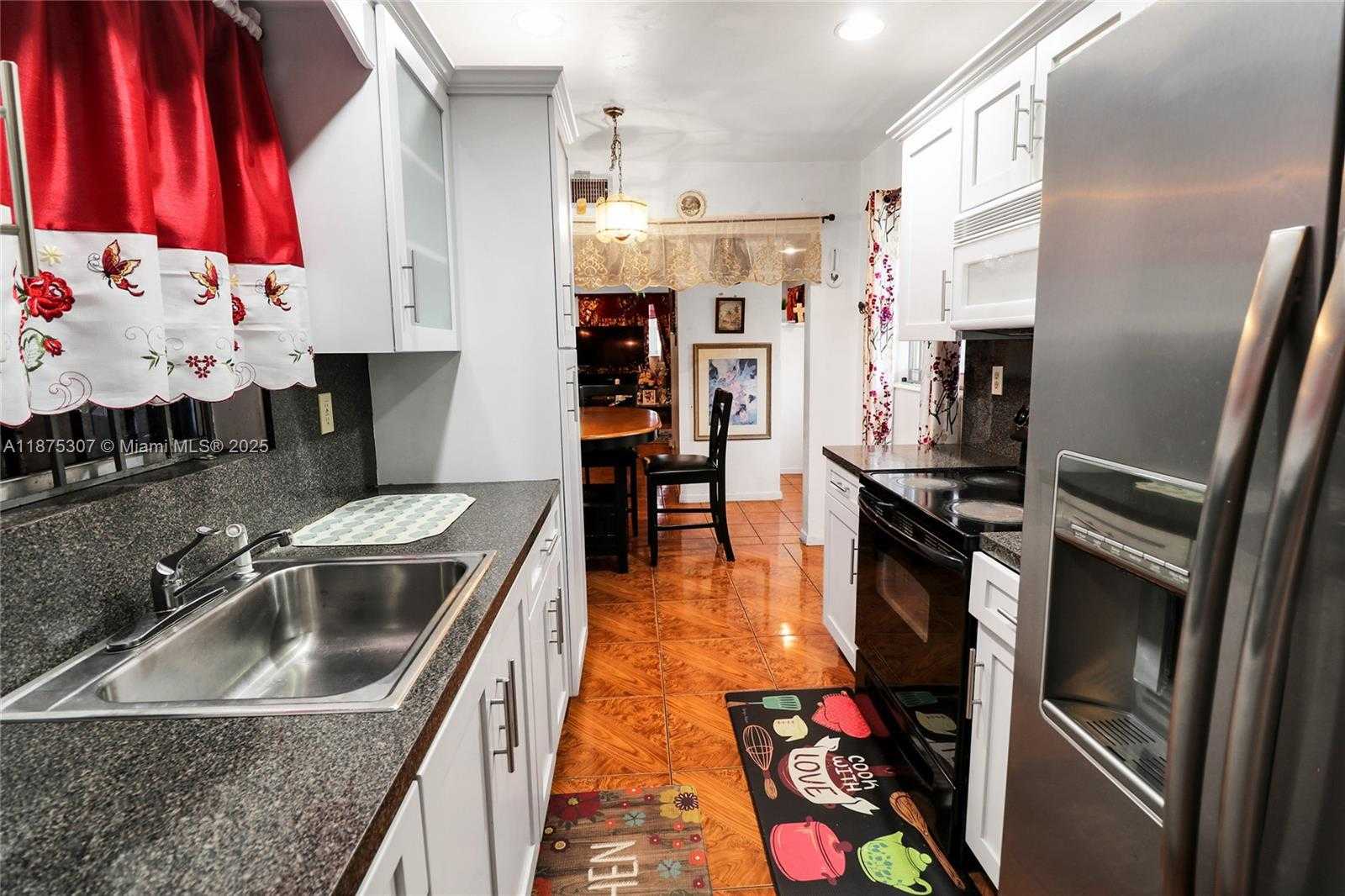 Small Image of 115 NORTH EAST 213TH ST, Miami Gardens Number 10