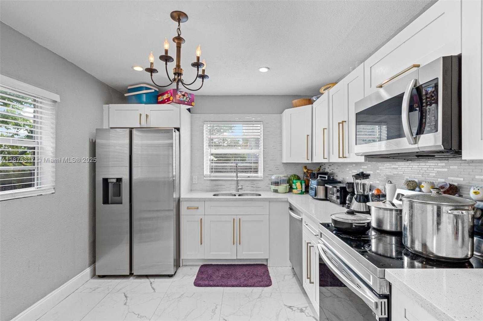 Small Image of 5717 MAYO ST, Hollywood Number 13