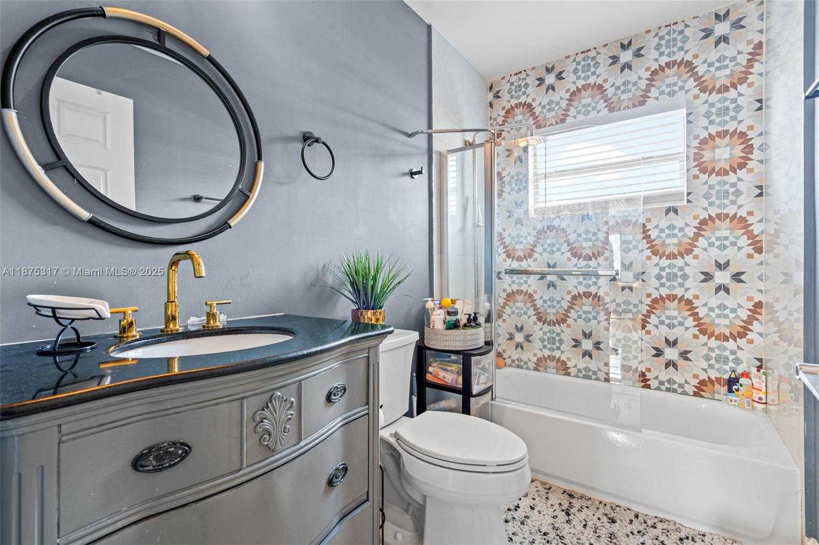 Small Image of 5717 MAYO ST, Hollywood Number 20