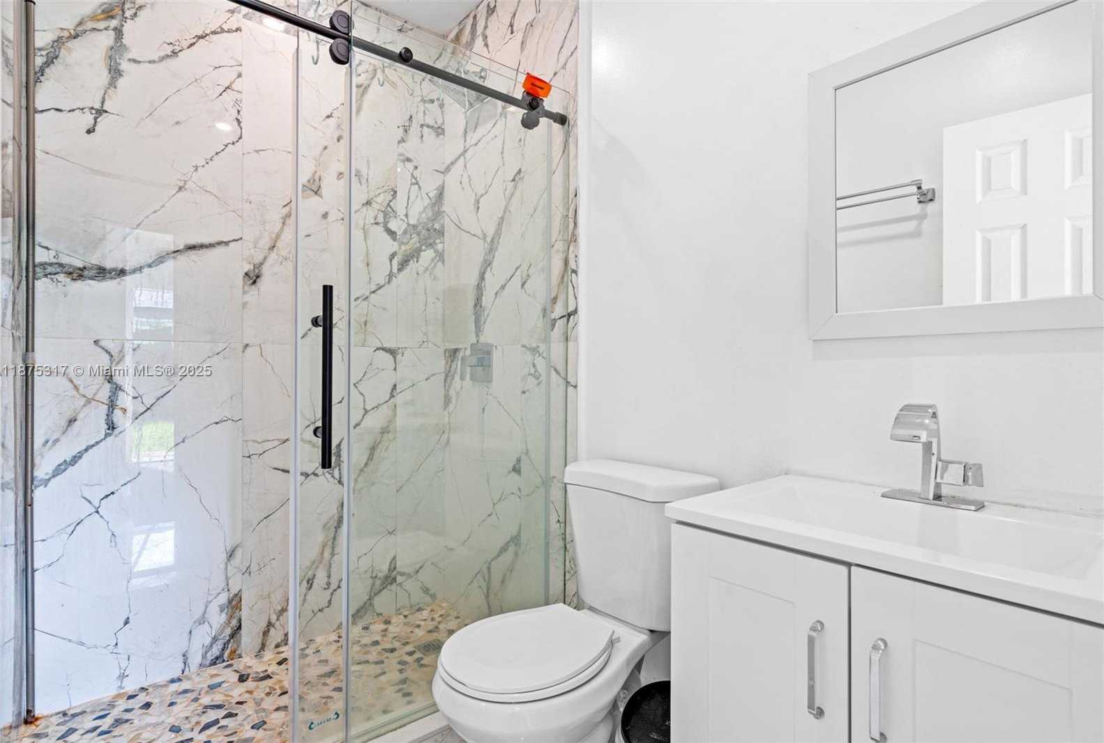 Small Image of 5717 MAYO ST, Hollywood Number 26