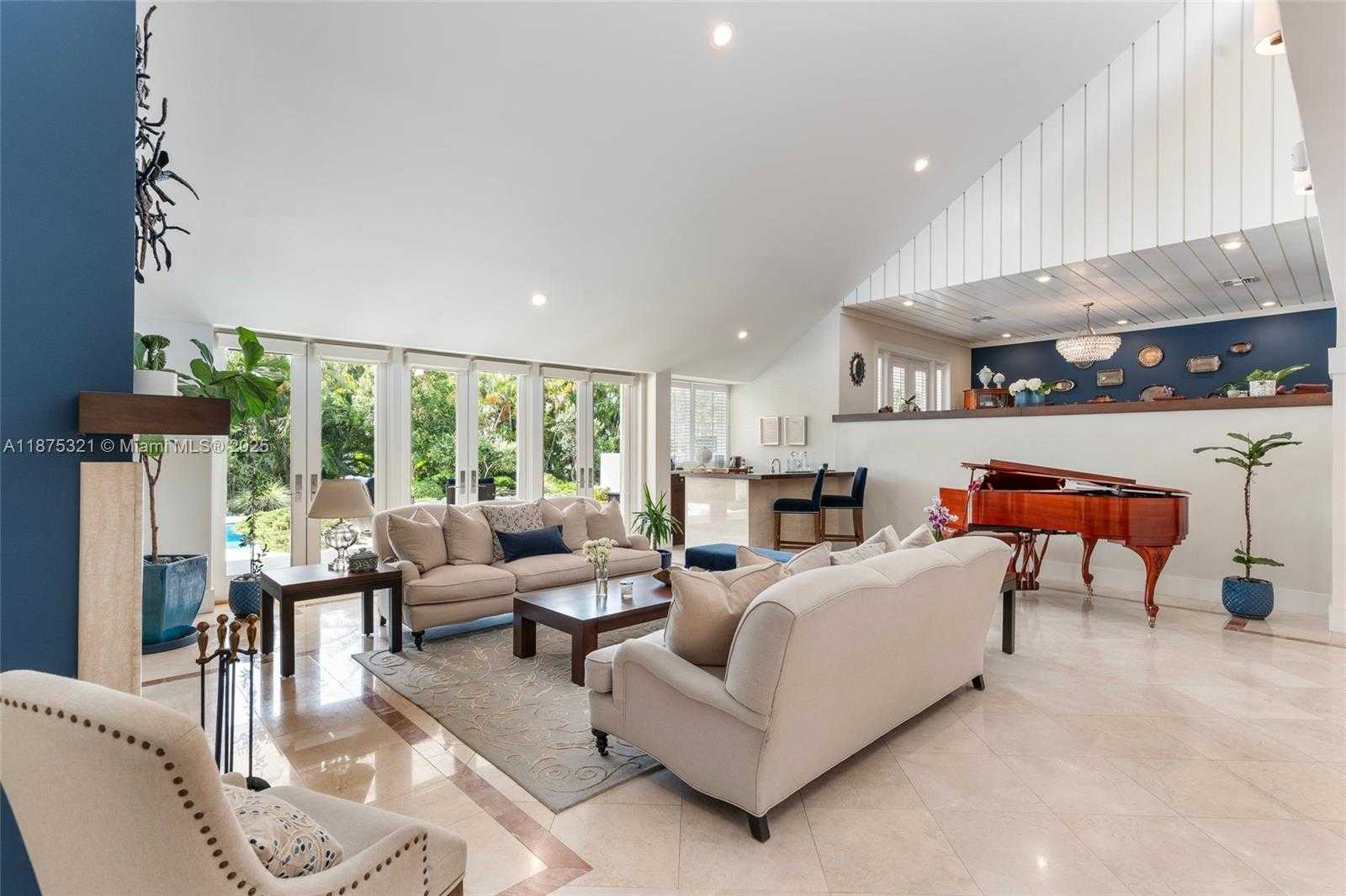 Small Image of 451 RIDGE RD, Coral Gables Number 13