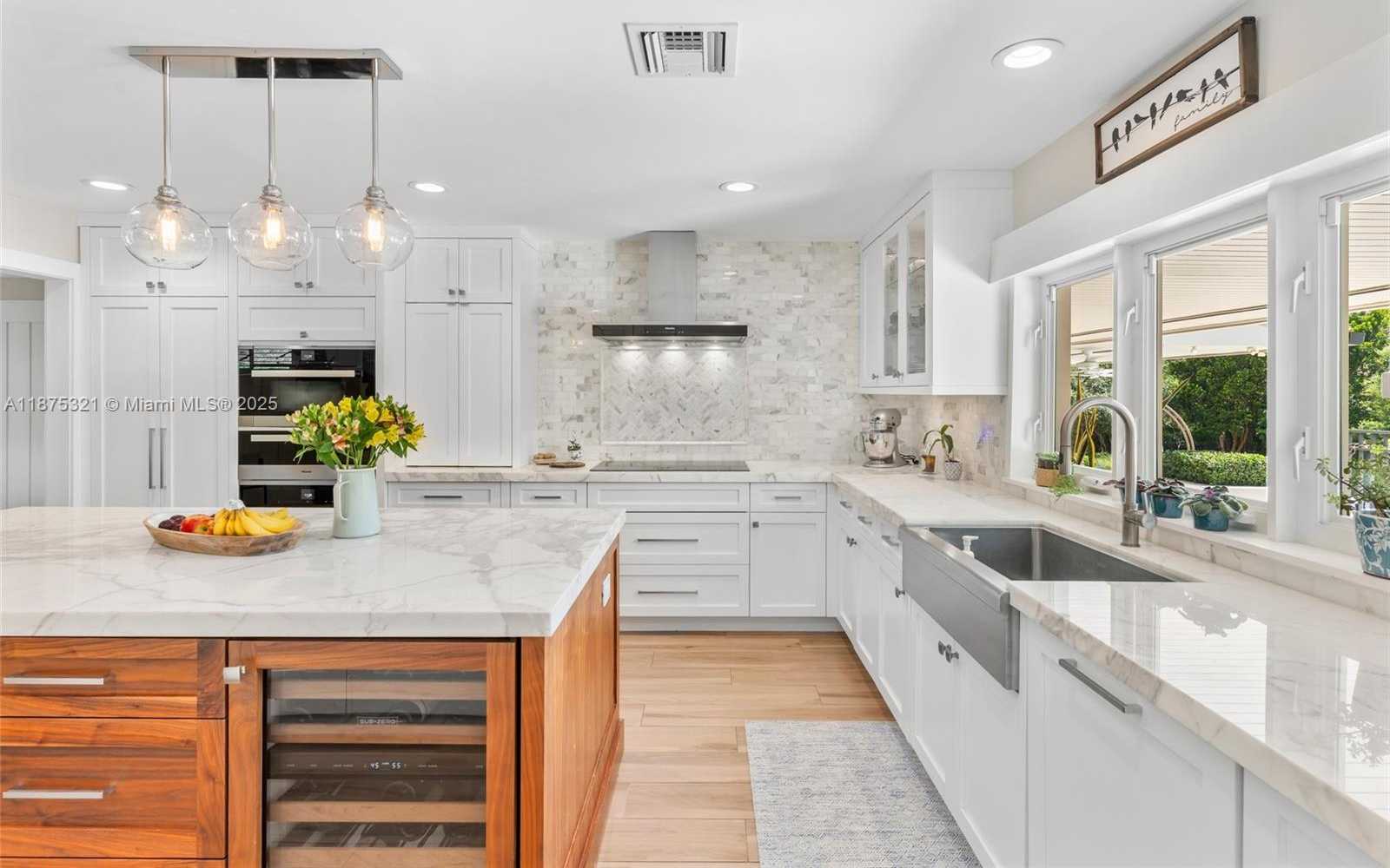 Small Image of 451 RIDGE RD, Coral Gables Number 21