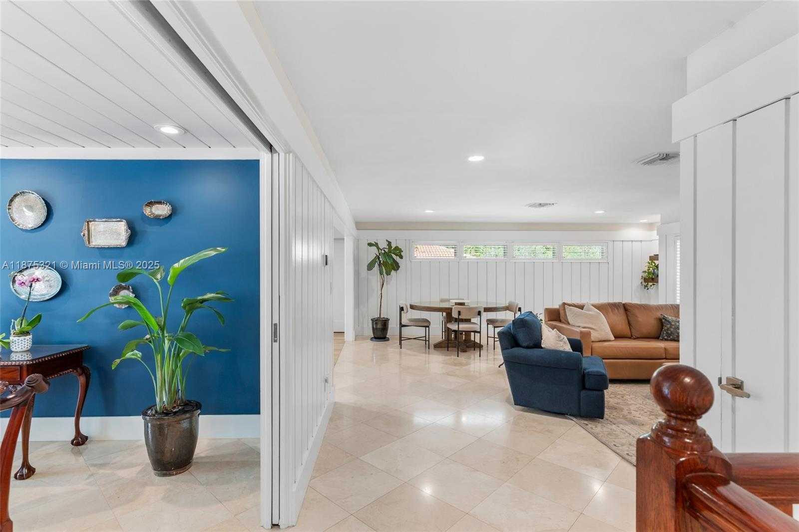 Small Image of 451 RIDGE RD, Coral Gables Number 22