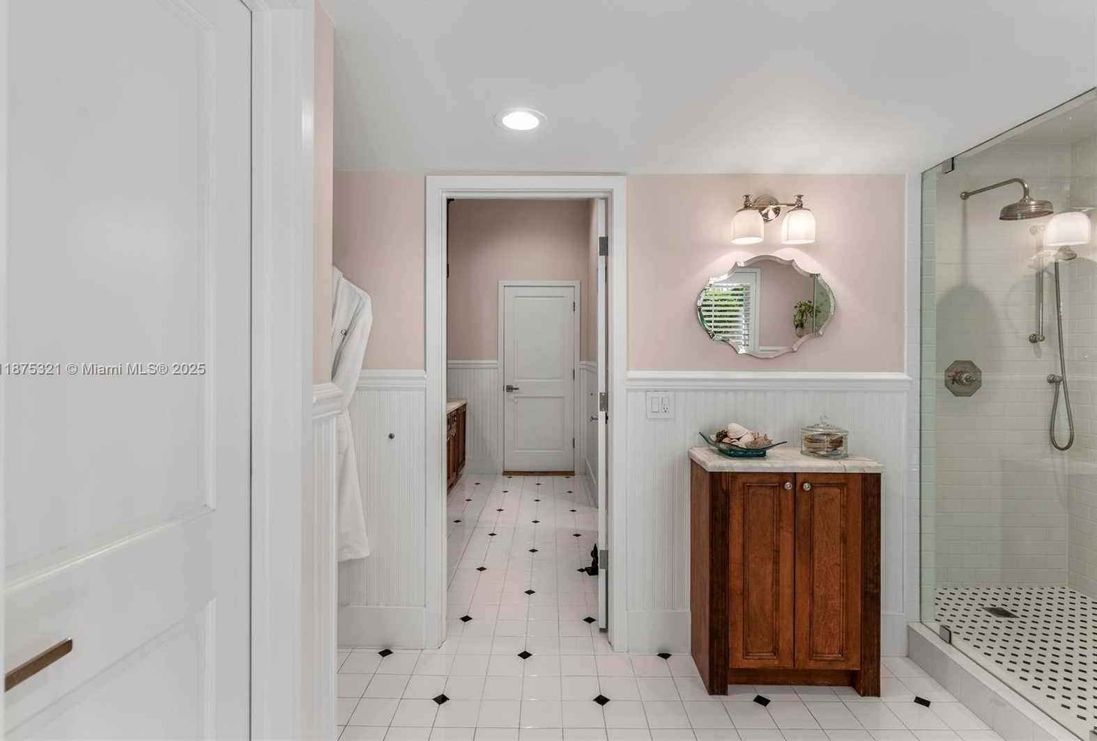 Small Image of 451 RIDGE RD, Coral Gables Number 34