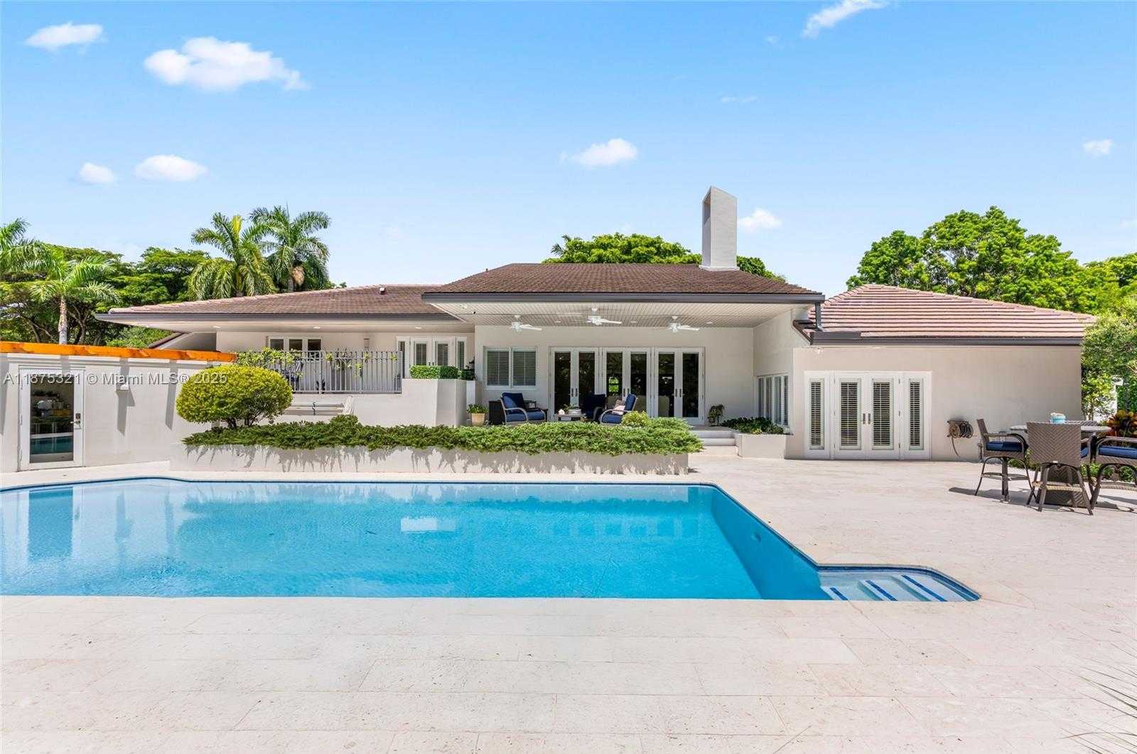 Small Image of 451 RIDGE RD, Coral Gables Number 45