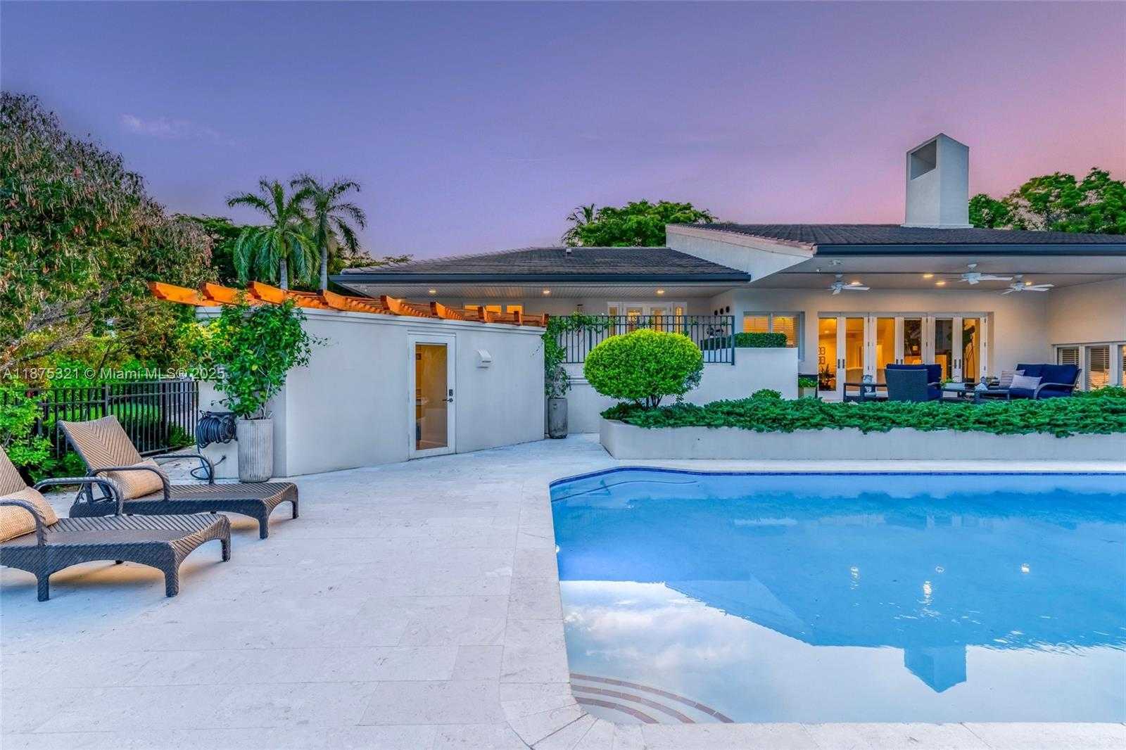 Small Image of 451 RIDGE RD, Coral Gables Number 51