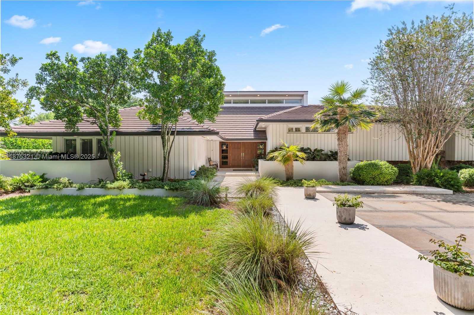 Small Image of 451 RIDGE RD, Coral Gables Number 7