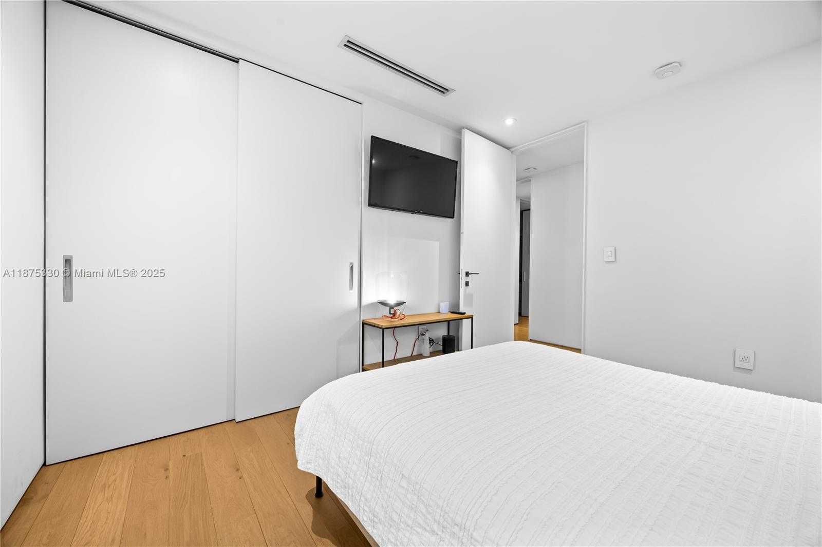 Small Image of 288 NORTH EAST 117TH ST, Miami Number 30