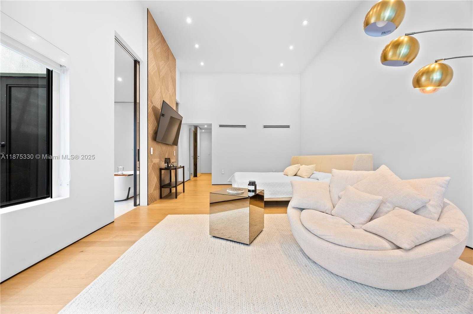 Small Image of 288 NORTH EAST 117TH ST, Miami Number 42