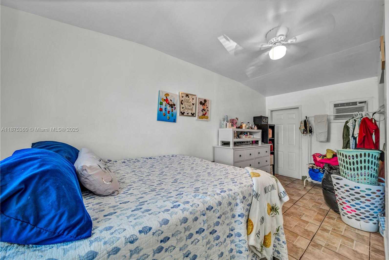 Small Image of 1317 WEST 61ST PL, Hialeah Number 10