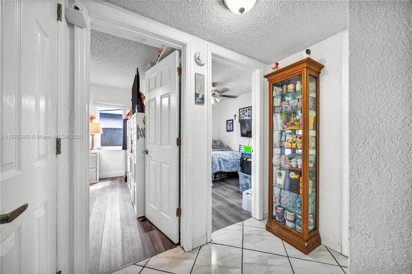 Small Image of 1317 WEST 61ST PL, Hialeah Number 18